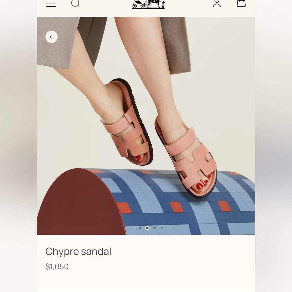 Hermes Chypre sandals in color nude